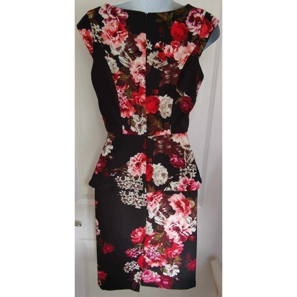 RICKI'S Red roses Dress cap sleeve peplum waist size small - Picture 7 of 11